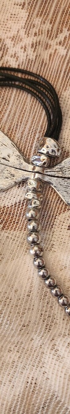 Dragon Fly Neclace - Picture 2 of 3